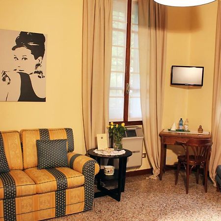 La Sosta Fuori Stazione Bed & Breakfast Brescello Exterior photo